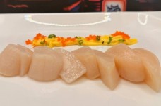 Sashimi Jakobsmuschel ca. 50 g Sashimi Jakobsmuschel ca. 50 g